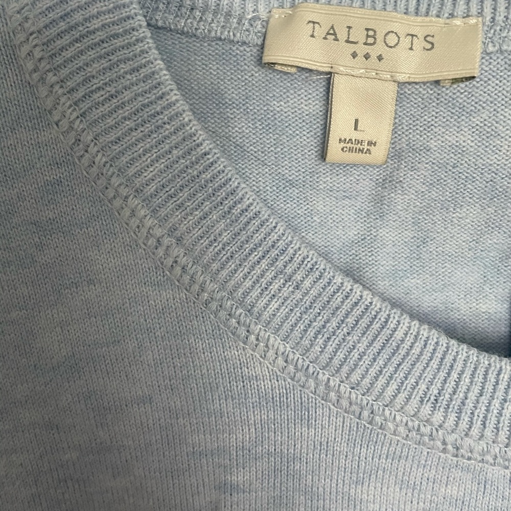 Talbots Light weight sweater - Picture 2 of 3